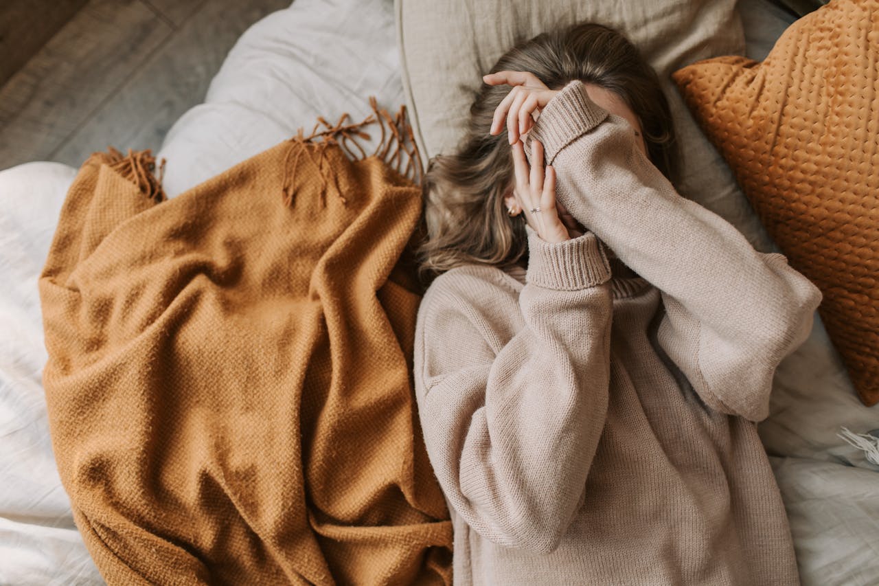 Better Sleep As the Days Get Shorter: How EMFs May Be Disrupting Your Night