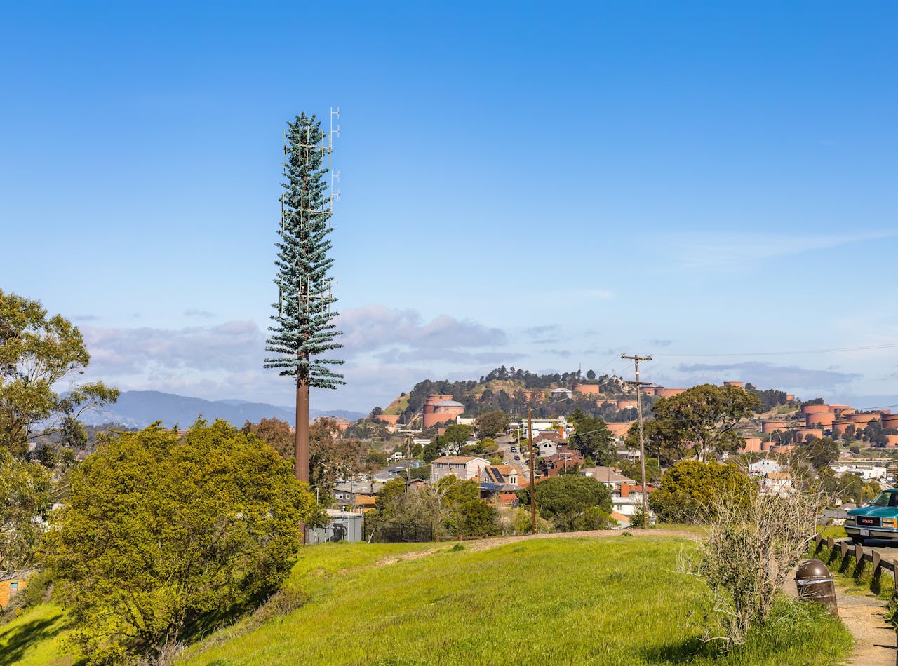 Fighting for a Say in the 5G Rollout